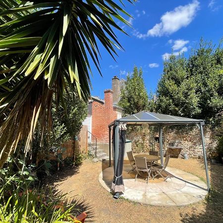 Le Patio, Coeur De Ville Avec Garage Et Jardin Vannes Exteriör bild