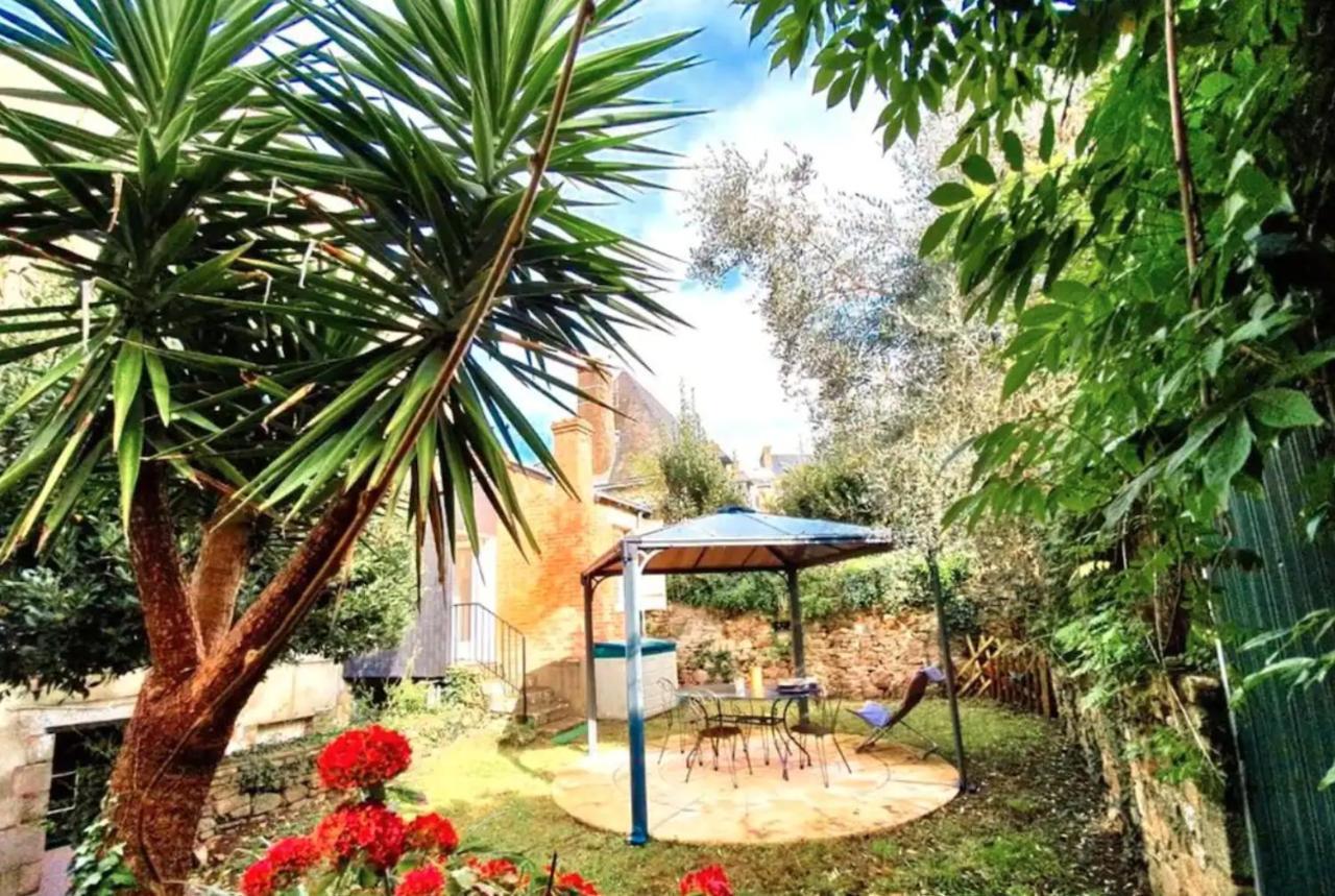 Le Patio, Coeur De Ville Avec Garage Et Jardin Vannes Exteriör bild