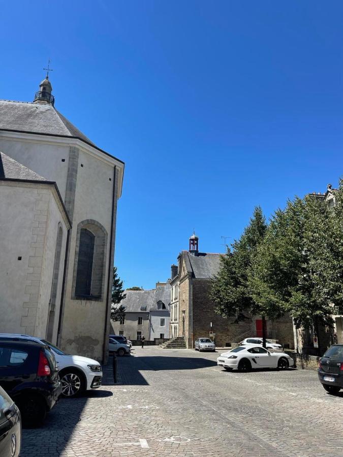 Le Patio, Coeur De Ville Avec Garage Et Jardin Vannes Exteriör bild